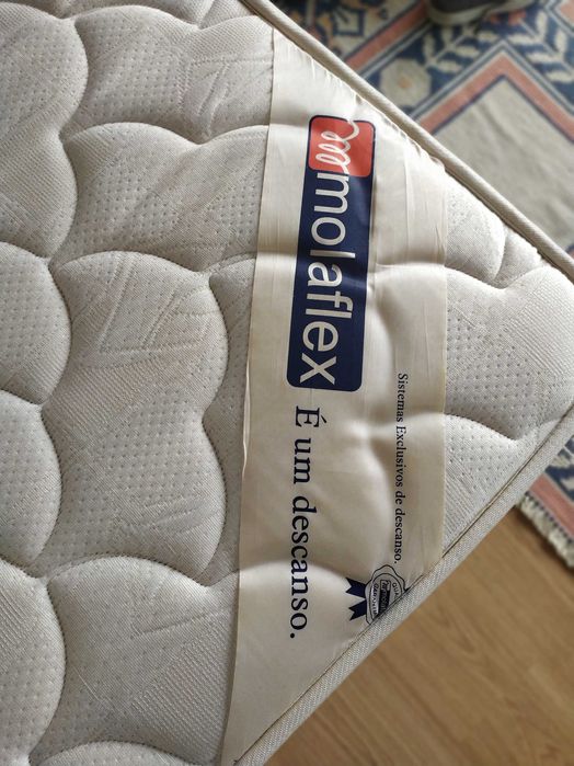 Estrado e colchão molaflex 190x120