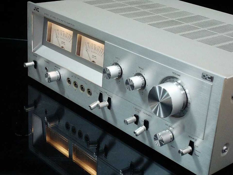 Amplificador jvc