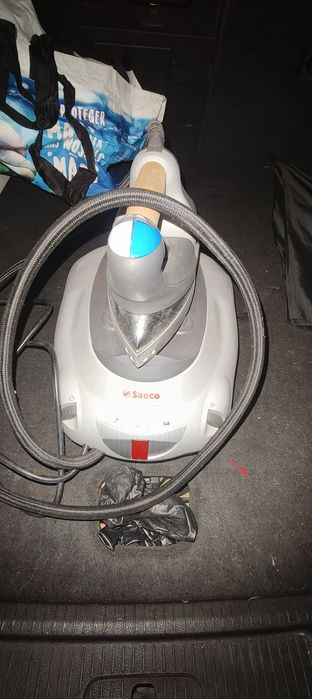 Ferro de passar... a vapor "Saeco"
