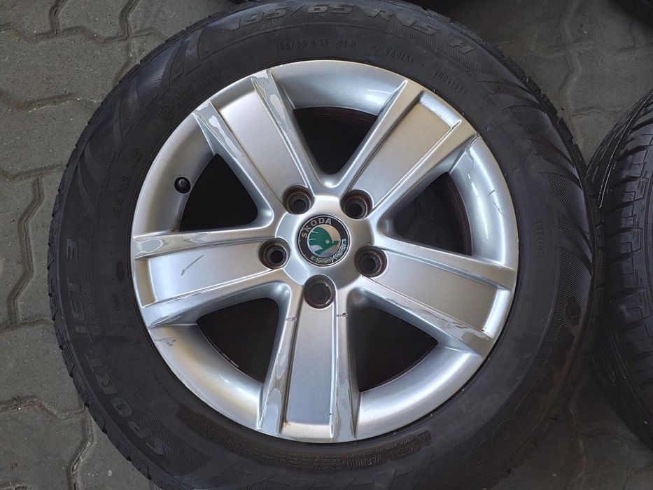 Jantes Skoda R15 Com Pneus 195/65 Furação 5X112