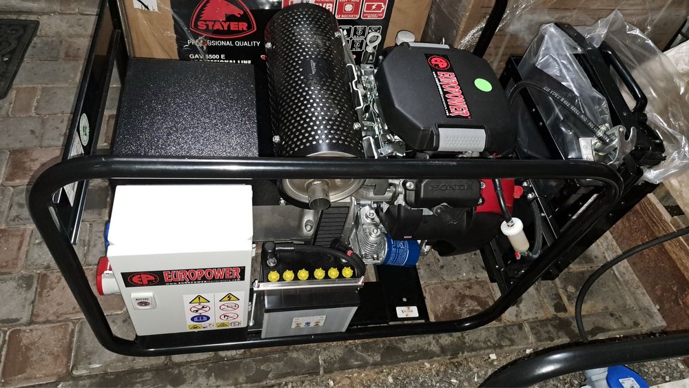 Генератор 3 фаз 12 квт оренда