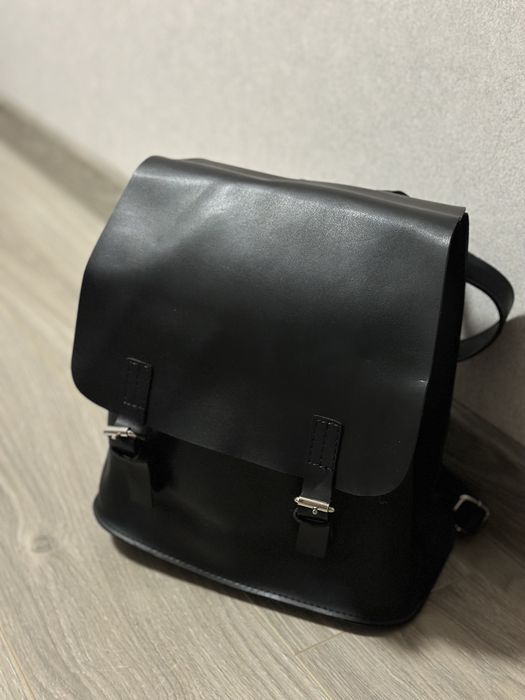 Рюкзак жіночий з екошкіри