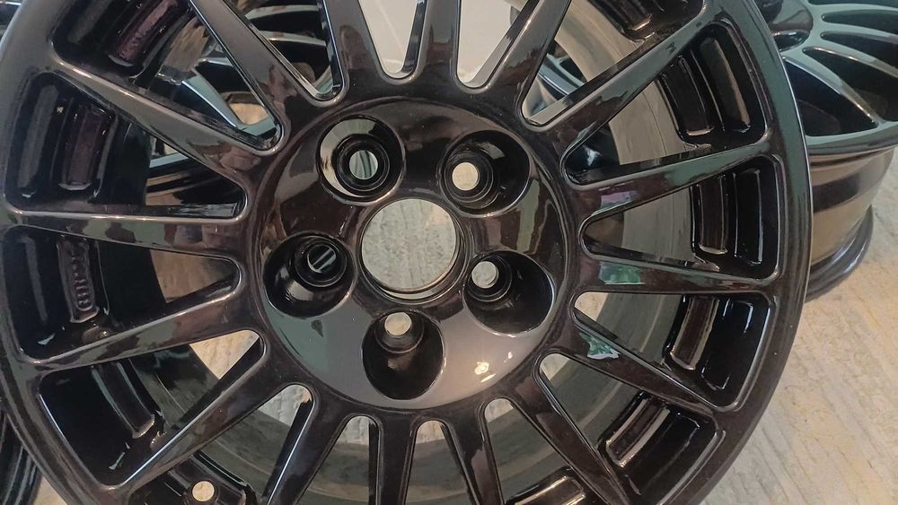 Jantes de carro furaçao 15 5x100  como novas