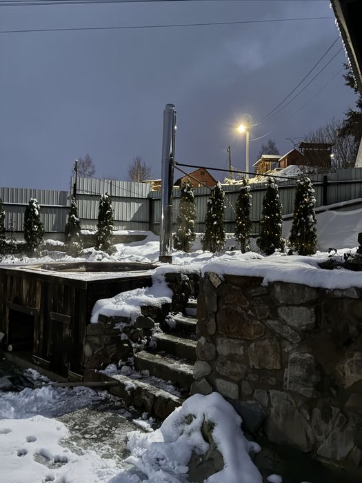 Будинок з басейном в Карпатах Славсько