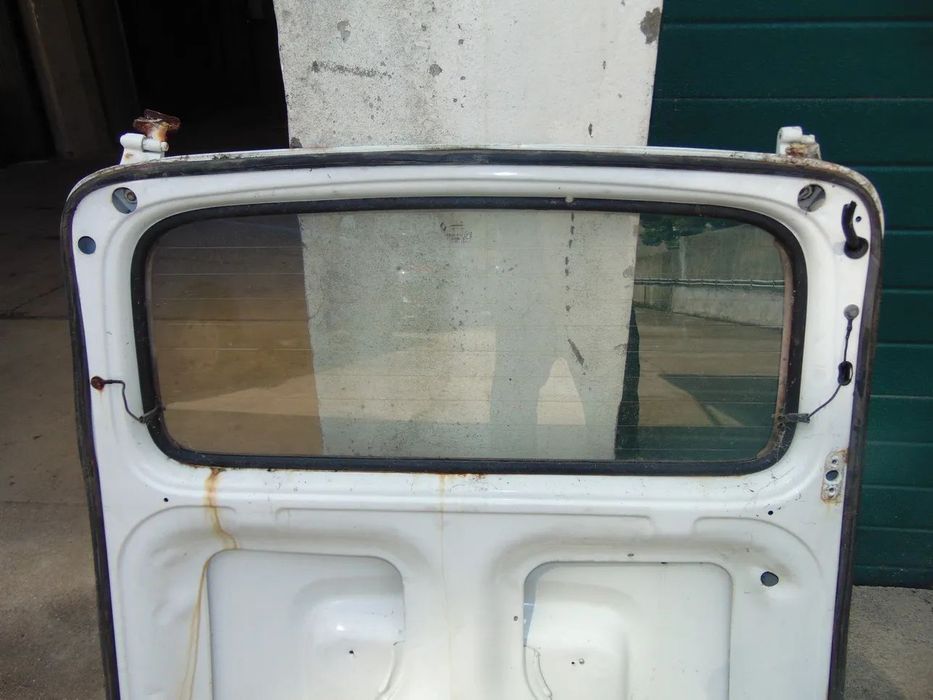 Renault 4L tampa mala " usado em bom estado