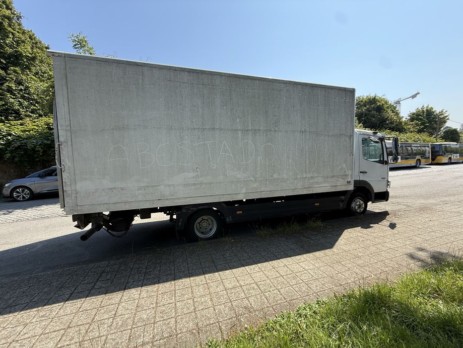 Camião Mercedes Atego 815