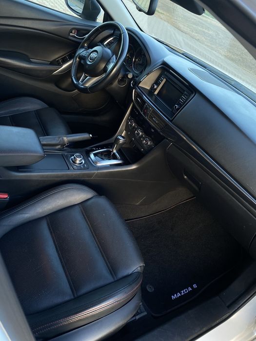 Mazda 6 2.2d 2014 Biala Perla Automat
