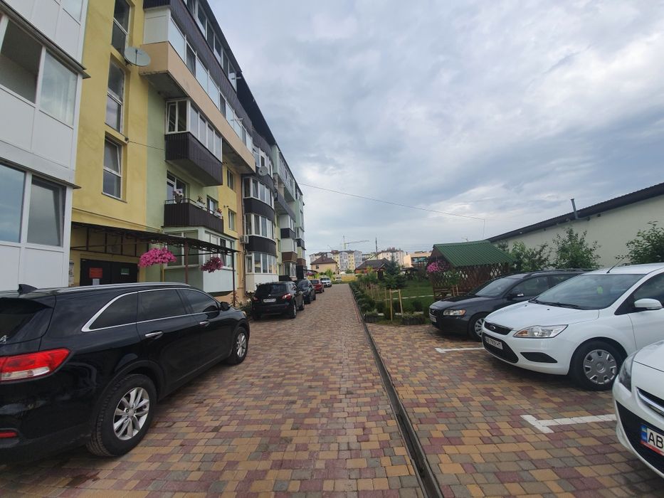Здам в оренду  2 кімнатну квартиру.  Рн. Вишенька.