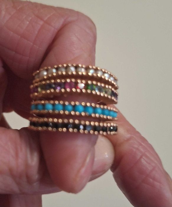 TOUS Anel maravilhoso com pedras semi preciosas