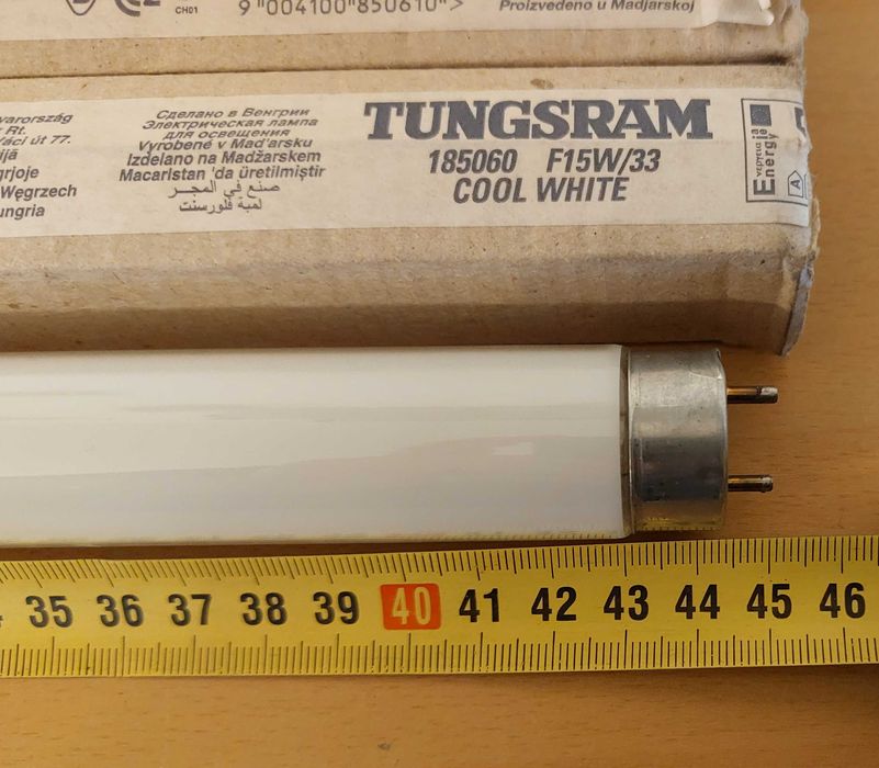 Świetlówki F15T8 cold white - 4 szt., KRK