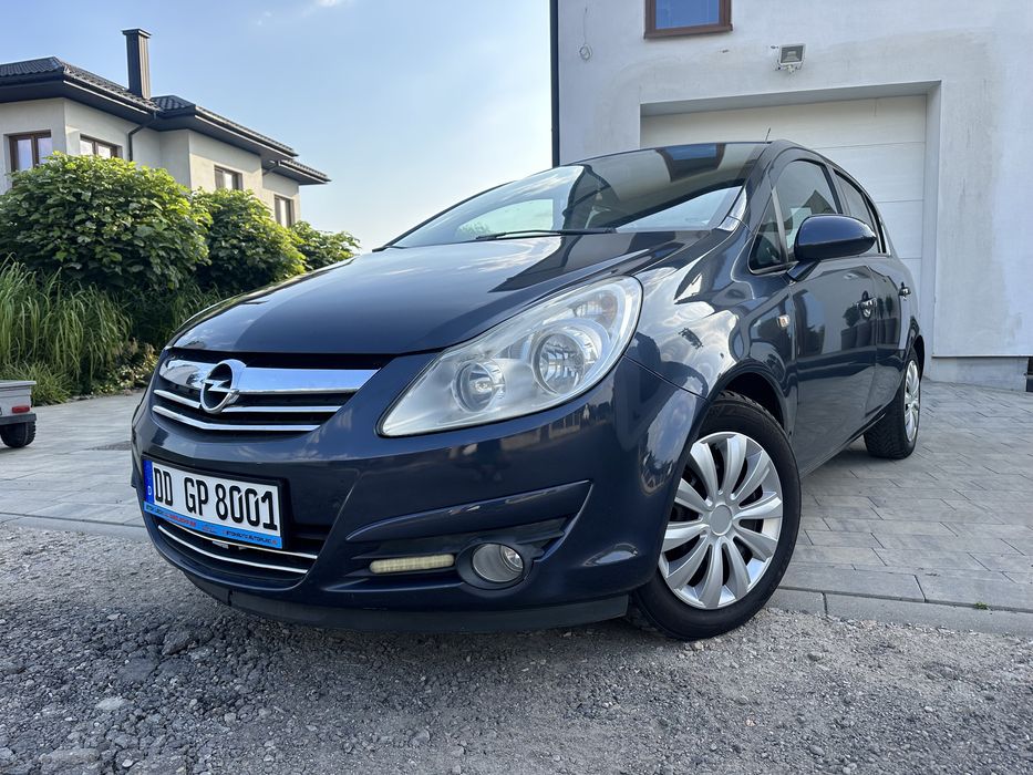 1.2 benzyna klimatronic Hak z Niemiec 5 drzwi