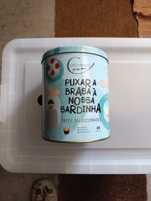 Caixas de metal para coleccionadores
