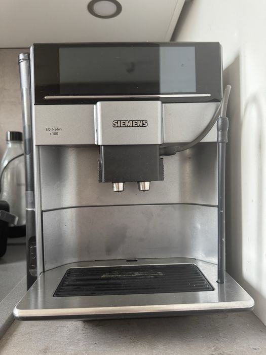 Ekspres do kawy Simens EQ.6 plus s100