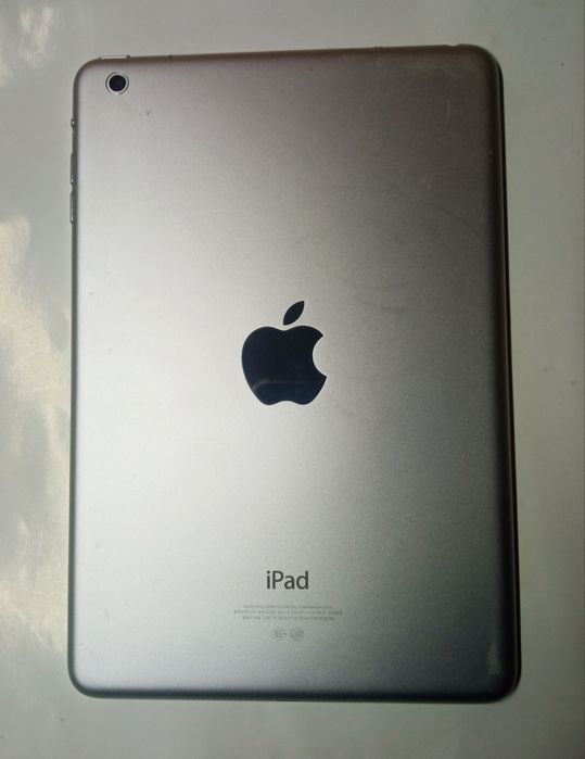 iPad , iPhone 4, iPhone 4s