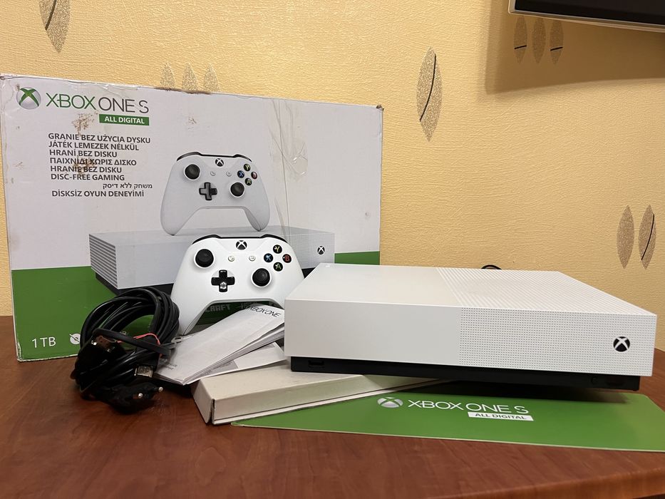 Ігрова консоль Xbox One S 1TB All Digital + 1 геймпад + коробка
