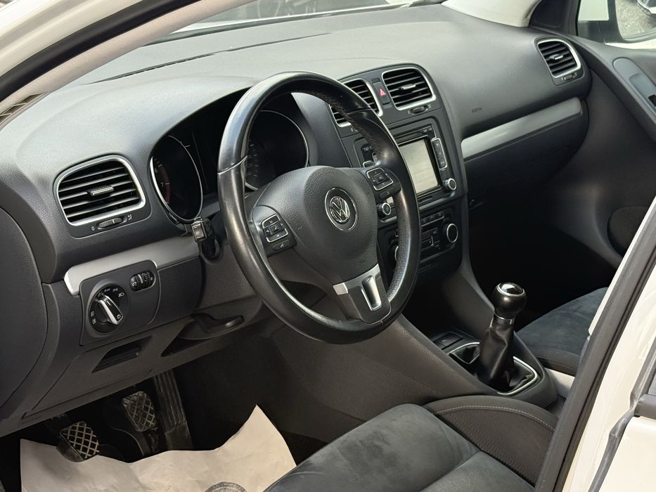 Volkswagen Golf TSI
