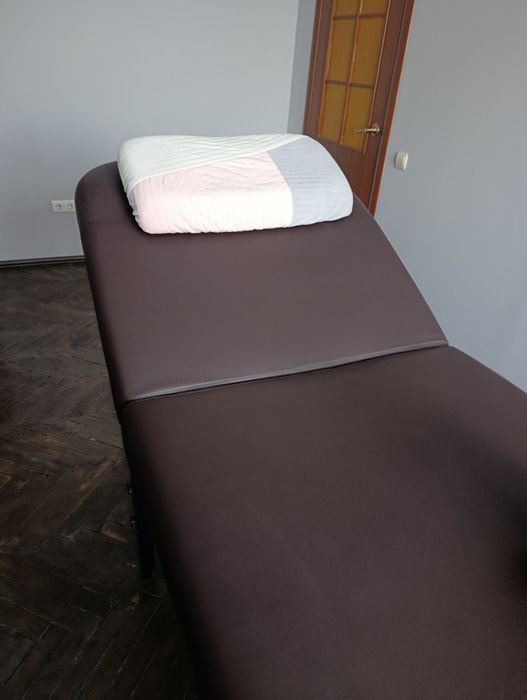 Кушетка для бюті майстра