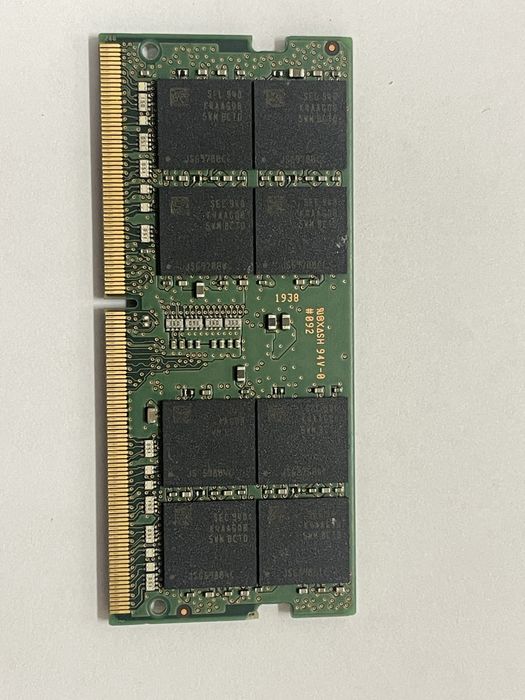 Память SODIMM Samsung 32GB DDR4 2666 MHz M471A4G43MB1-CTD. С гарантией
