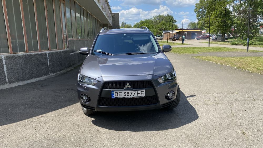 Mitsubishi Outlender xl