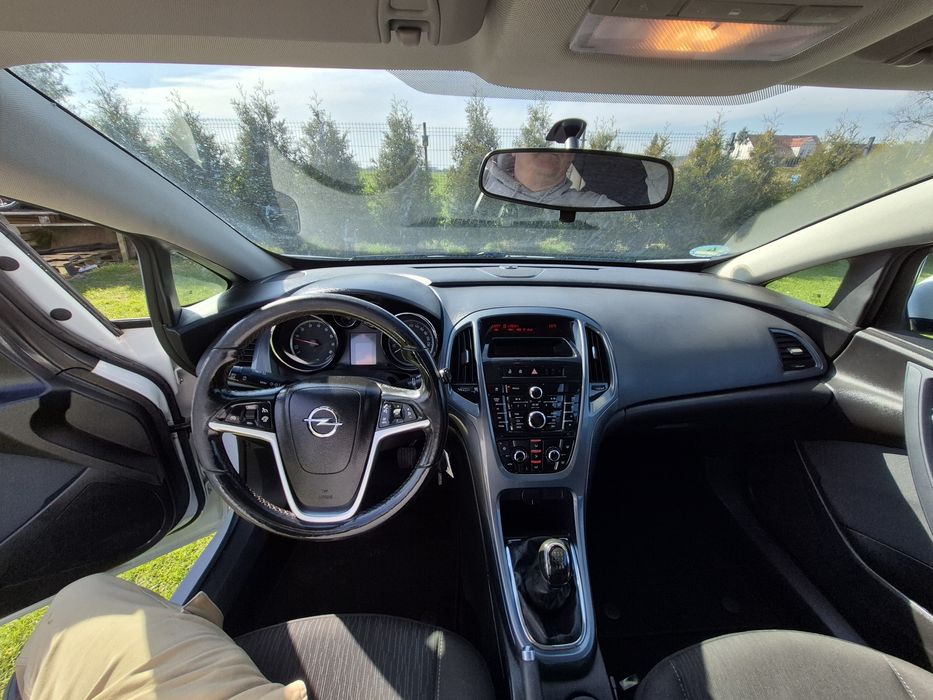 2012 Opel Astra GTC