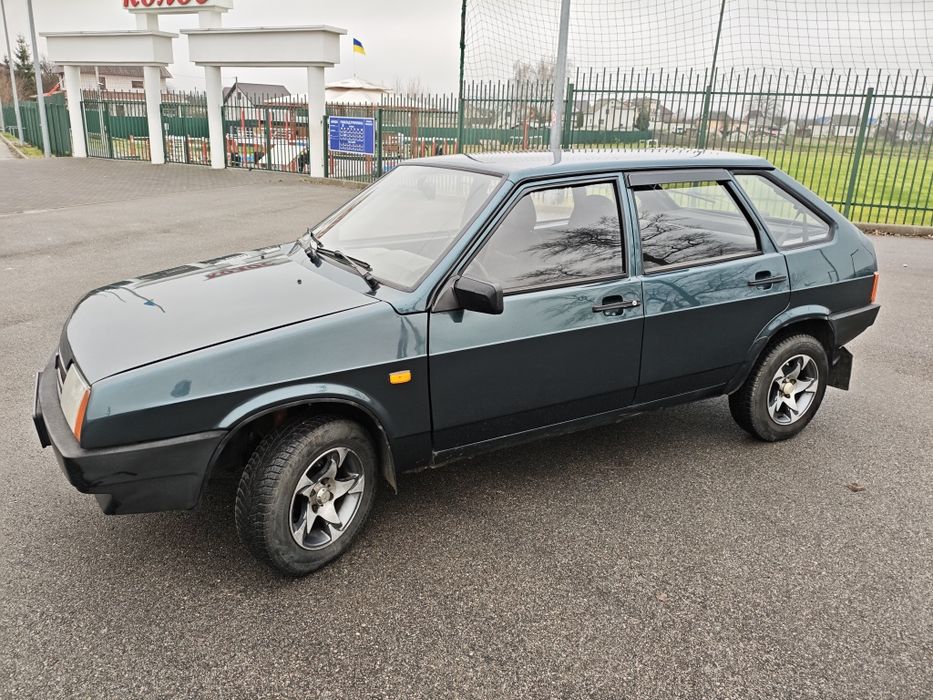 ВАЗ 2109, рік 2004.