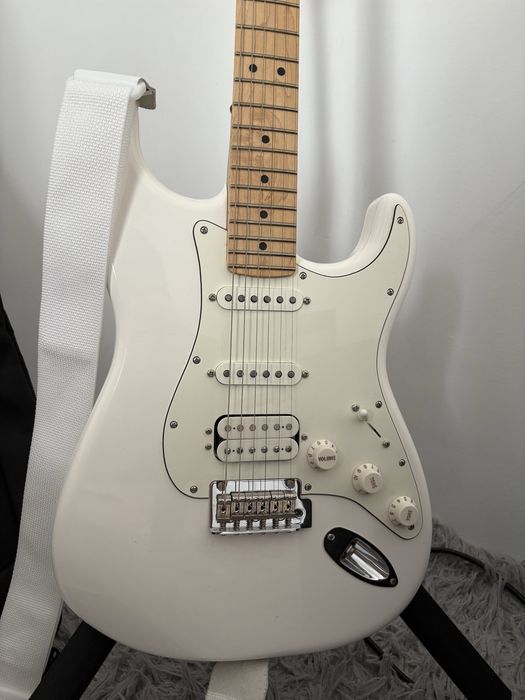 Gitara i wzmacniacz Fender