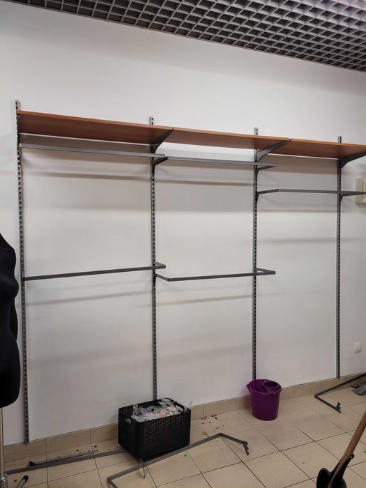 Sprzedam wyposażenia skepu .