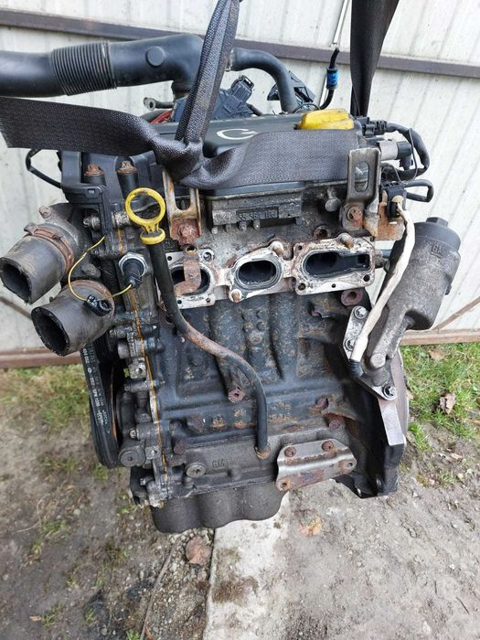 OPEL  CORSA D  Silnik  1,0 E   A10XEP  kompletny   foto