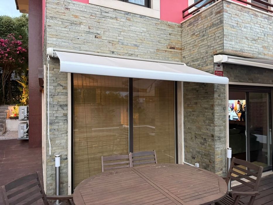 Toldo Retrátil de Cassete Completa 2,87 m – Excelente Estado