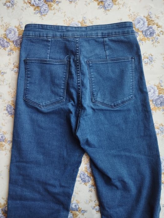 Джинси, джегінси