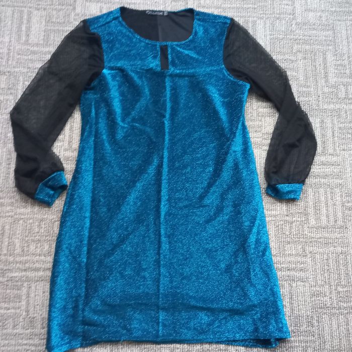 Продам  сукню для свят