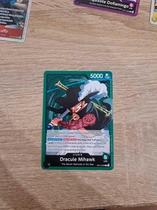 Dracule Mihawk O-020