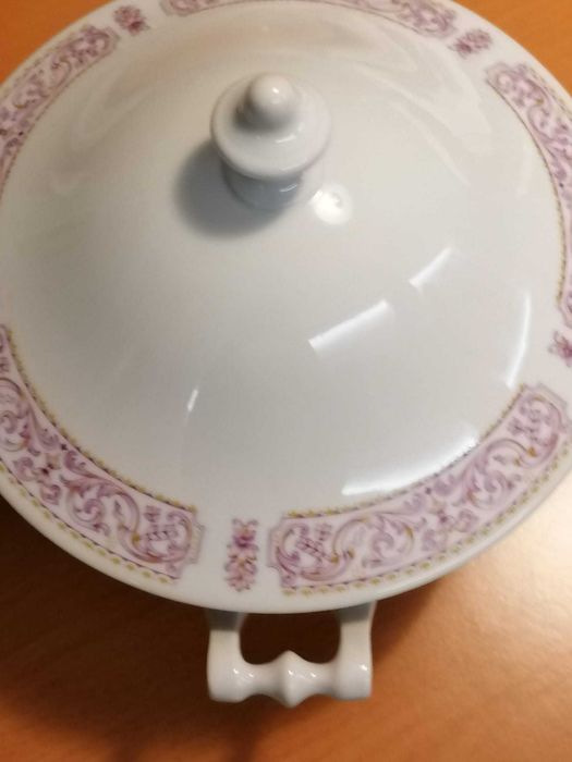 Seviço de jantar para 12 pessoas