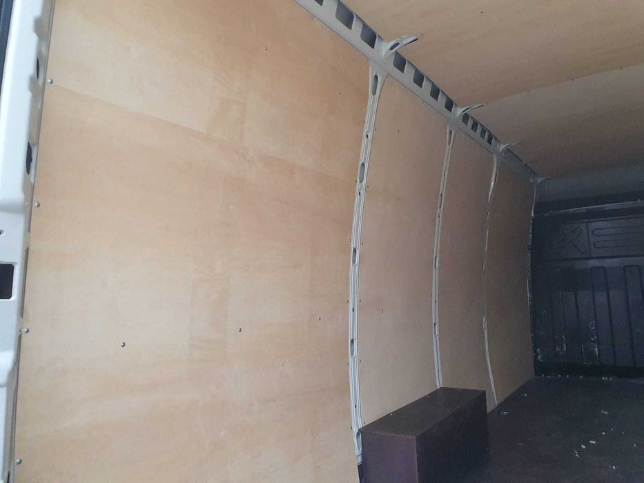 Zabudowa paki Iveco Daily, boki podłoga sufit 16m3