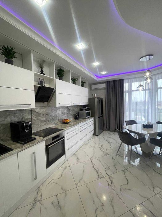 Продам 3-кімнатну квартиру в ЖК “Парк Фонтанів” поруч Рів'єра