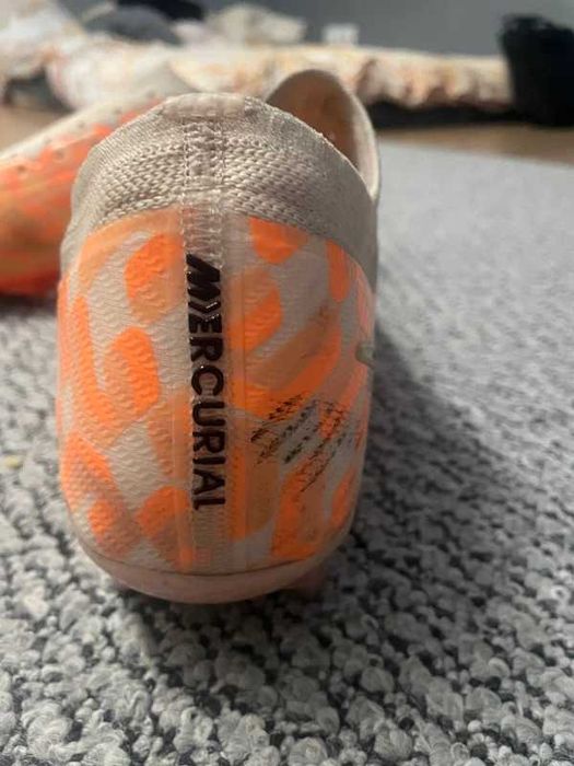 Korki Mercurial.