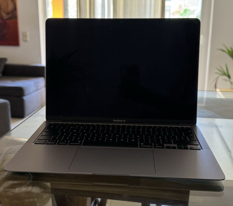 Macbook air 2020