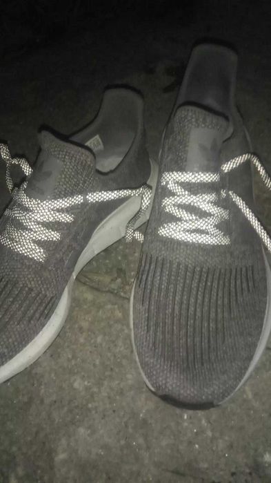 Adidas tenis como novos