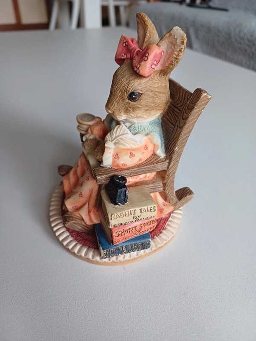 Figurka figura 12 cm Rebeca Rabbit The Leonardo Collection Little Nook