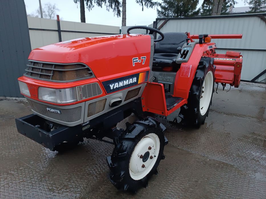 Японський мінітрактор.Трактор.