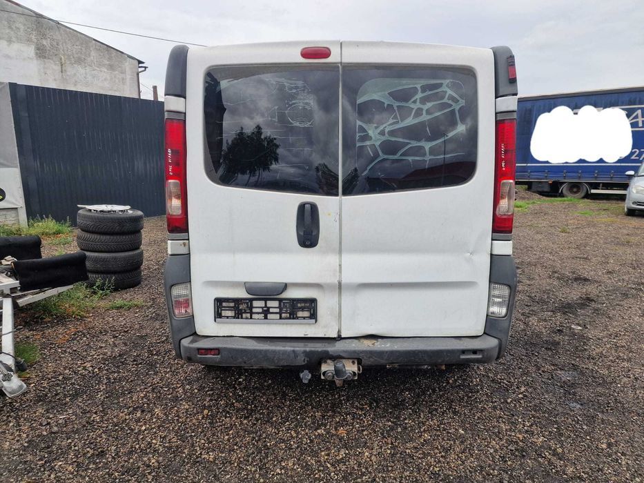 ćwiartka tył tylna błotnik opel vivaro II long lak l474
