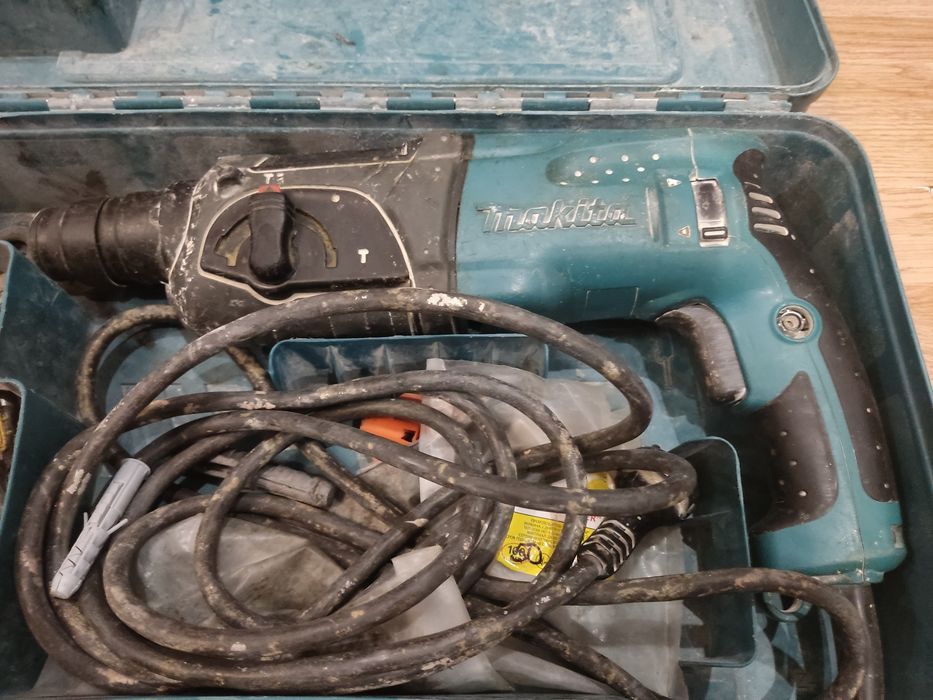 Перфоратор макита