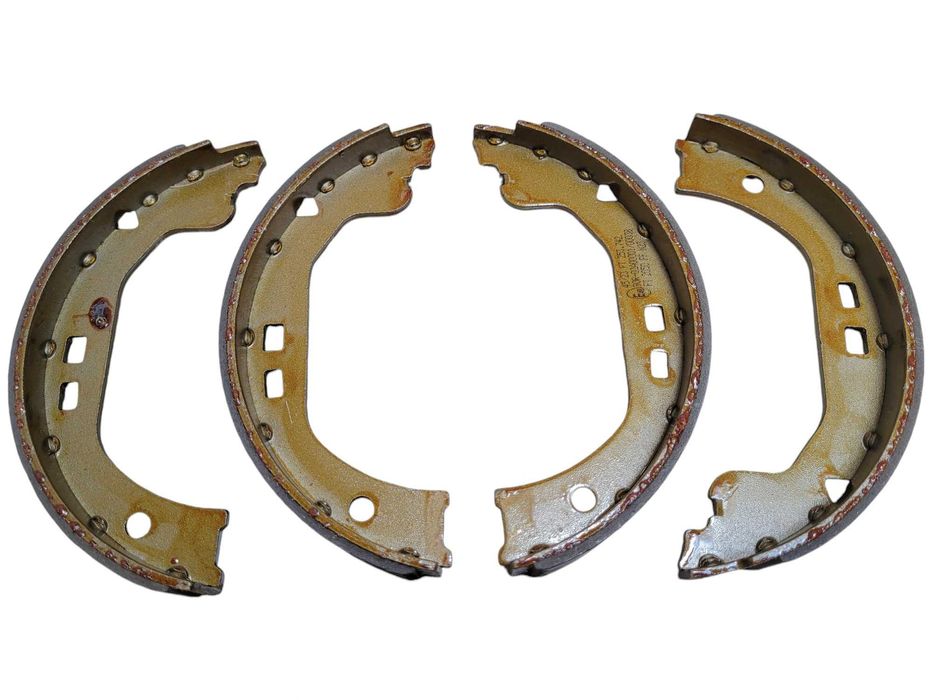 Maserati Ghibli Quattroporte VI - szczęki hamulca postojowego ręcznego