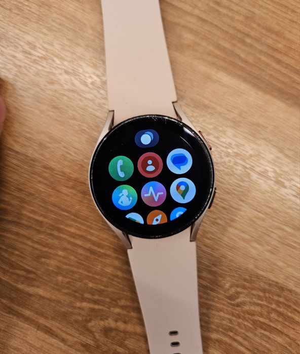 Samsung galaxy watch 4 smartwatch