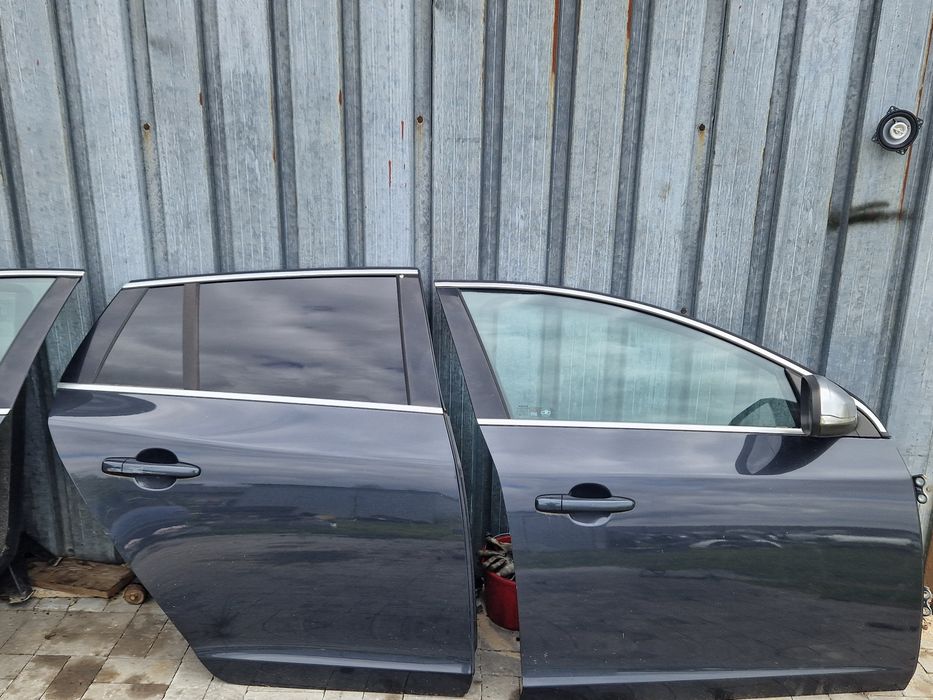 Drzwi volvo v60 1.6b
