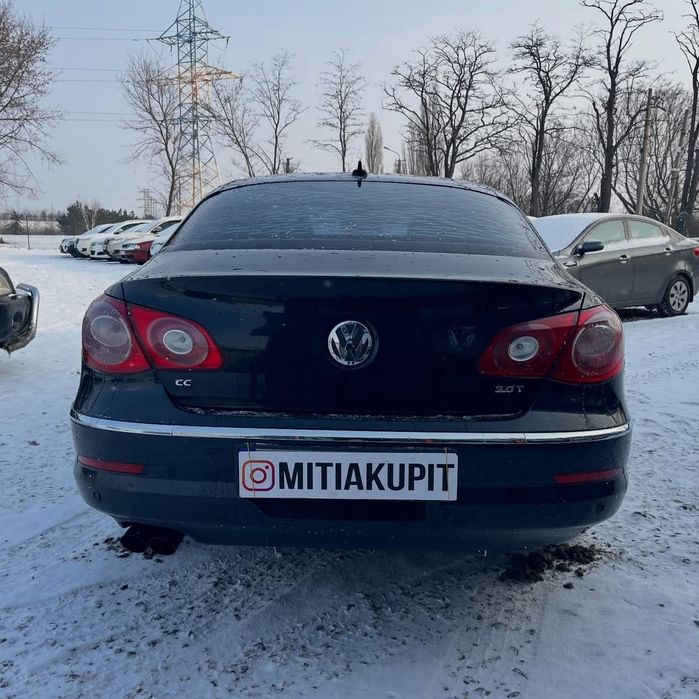 VW Passat CC Luxury - 2.0 Бензин АКПП