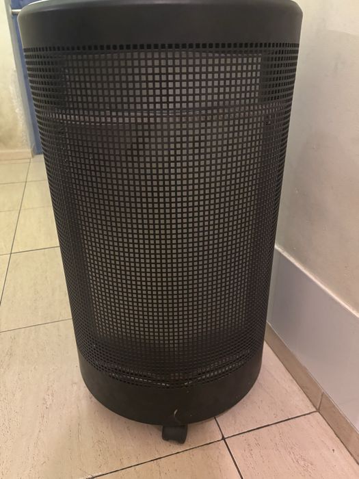 Aquecedor a gás hotspot preto