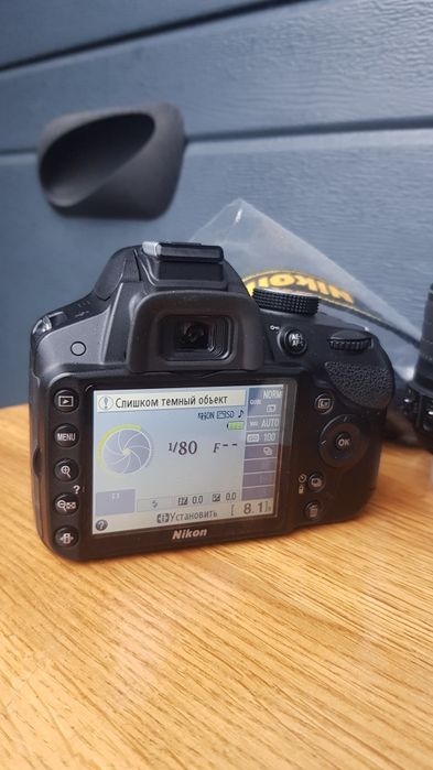 Продам Nikon D3200+ 18-55VR.
