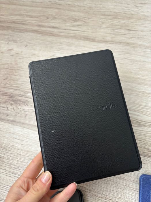 Чохол на електронну книжку kindle 11