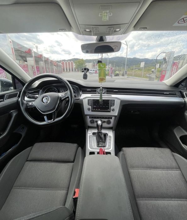 Фольцьваген Пассат в8